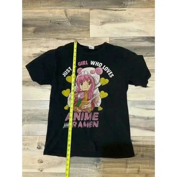 Anime graphic black t-shirt size medium - Picture 5 of 7